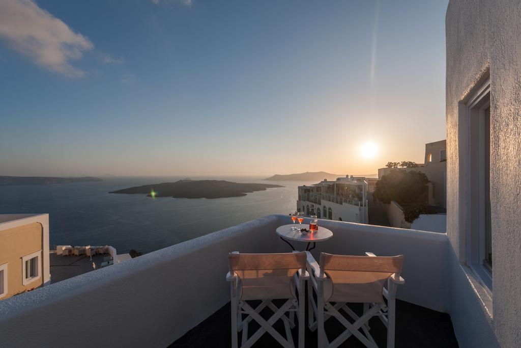One-Bedroom Cave Villa with 2 Hot Tubs and Caldera View - La Vida Breve