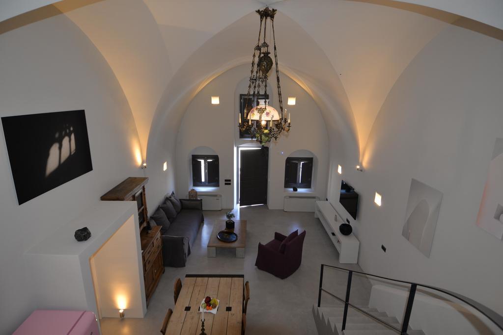 Two-Bedroom Villa with Hot Tub and Caldera View - Fidelio