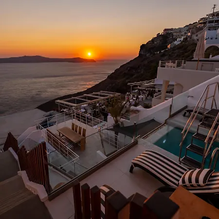 Daydream Luxury Suites-2